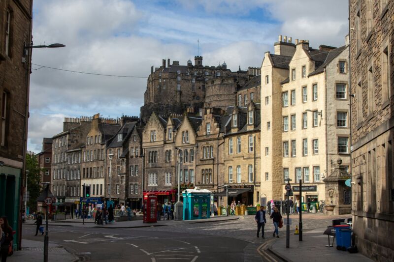 edinburgh-tram